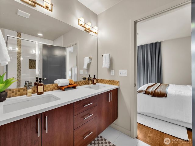 2038 NW 62nd Street, Seattle, WA 98107