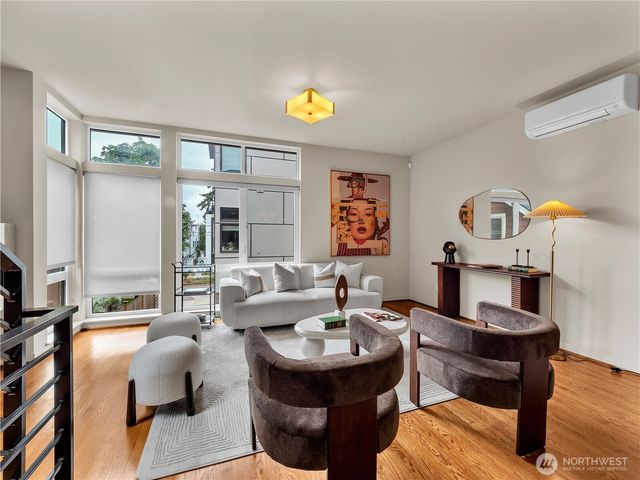 2038 NW 62nd Street, Seattle, WA 98107