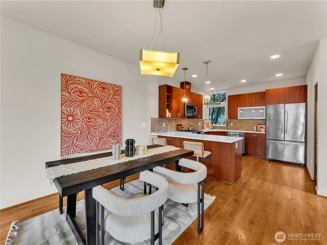 2038 NW 62nd Street, Seattle, WA 98107