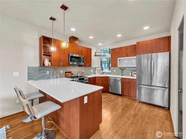 2038 NW 62nd Street, Seattle, WA 98107