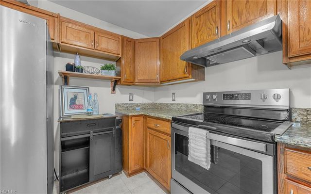 400 Egret Lndg Apt 202, Virginia Beach, VA 23454