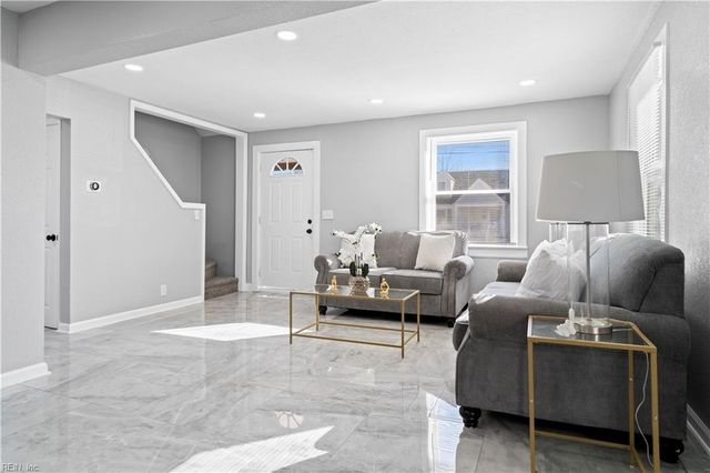 807 Wright AVE, Chesapeake, VA 23324