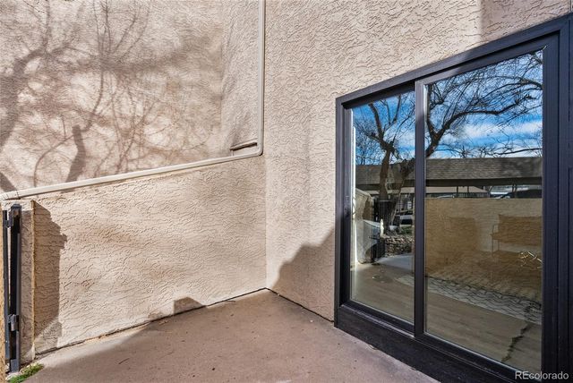 1060 S Parker Road 35, Denver, CO 80231