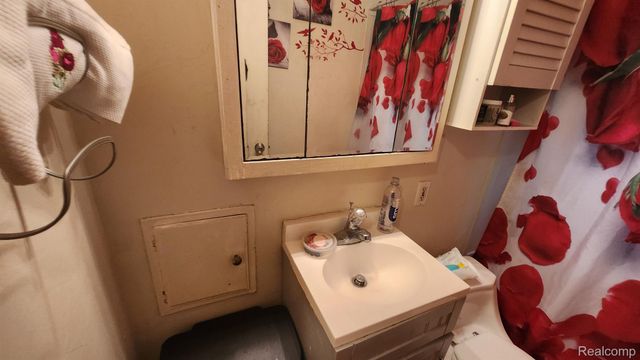 6136 FLOWERDAY Drive, Mt. Morris Twp, MI 48458