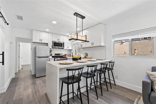 4365 Esmeralda Street, Los Angeles, CA 90032