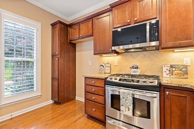 6188 Longleaf Drive, Hoschton, GA 30548