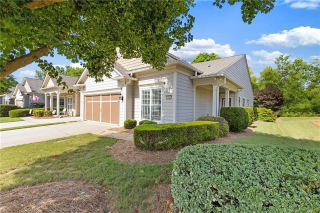 6188 Longleaf Drive, Hoschton, GA 30548