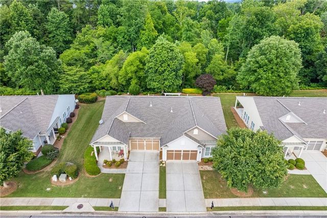 6188 Longleaf Drive, Hoschton, GA 30548