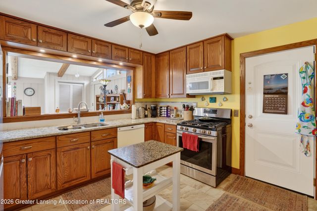 427 Lasalle Boulevard, Lansing, MI 48912