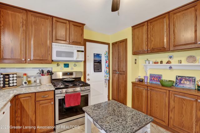 427 Lasalle Boulevard, Lansing, MI 48912