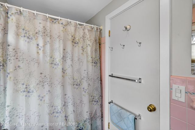 427 Lasalle Boulevard, Lansing, MI 48912