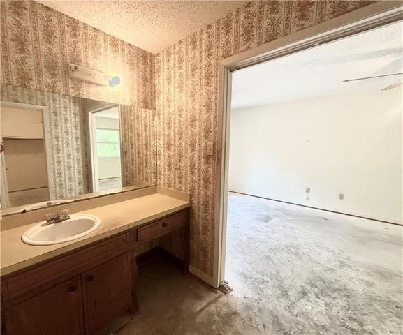 2816 Gaslight Lane E, Mobile, AL 36695