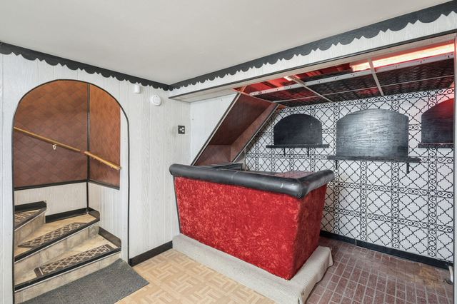 167 Kingston Place, Chicago Heights, IL 60411