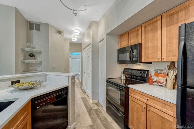 6001 S Yosemite Street B101, Greenwood Village, CO 80111