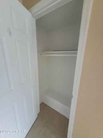 1600 Big Tree Rd Unit F1, Daytona Beach, FL 32119