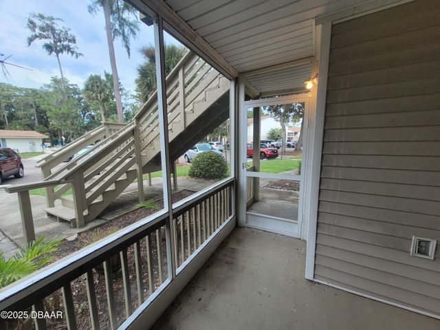1600 Big Tree Rd Unit F1, Daytona Beach, FL 32119
