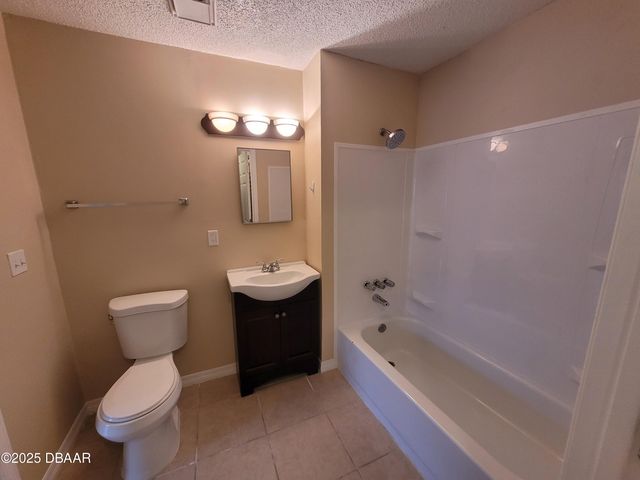 1600 Big Tree Rd Unit F1, Daytona Beach, FL 32119