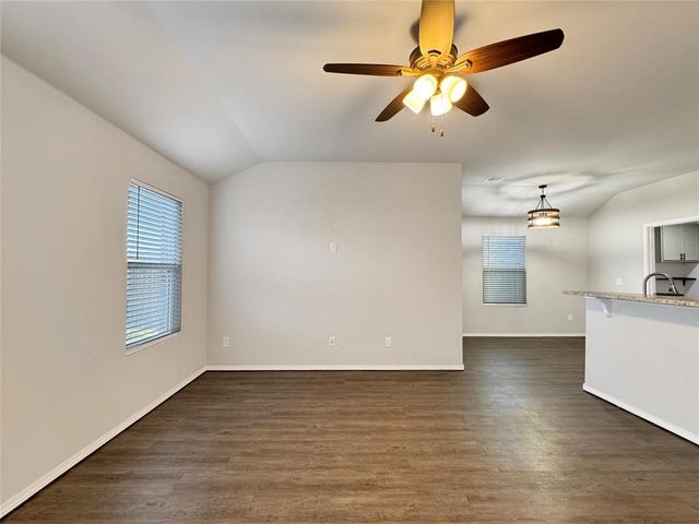 488 Fox Den Drive, Newcastle, OK 73065