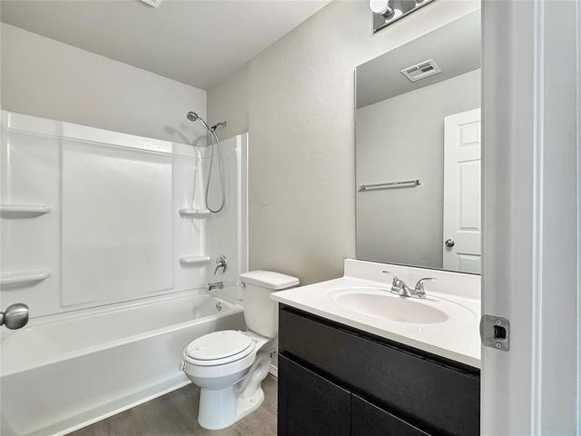 488 Fox Den Drive, Newcastle, OK 73065