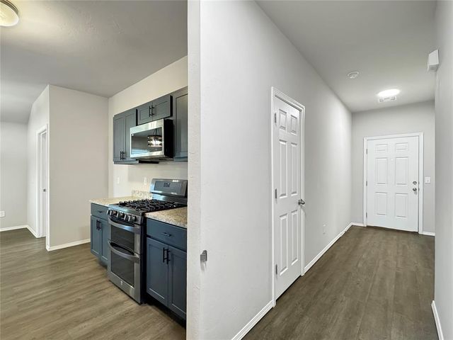 488 Fox Den Drive, Newcastle, OK 73065