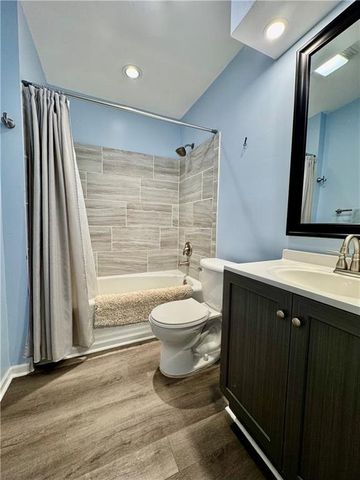 2706 Nimitz Street, Eau Claire, WI 54701