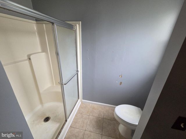 5 OAK CIR, Quakertown, PA 18951