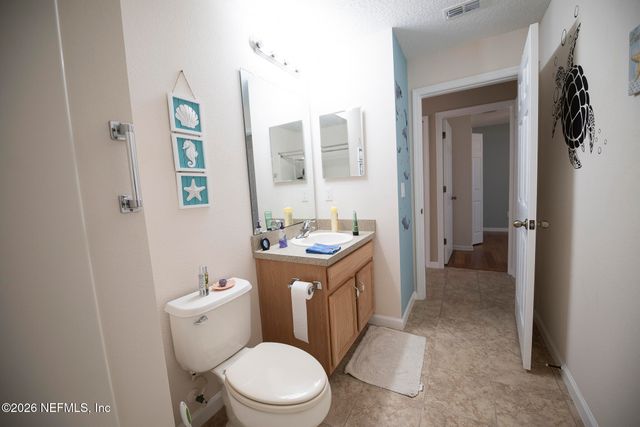 3221 ROUNDABOUT Drive, Middleburg, FL 32068