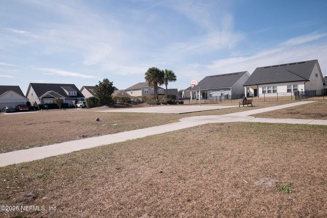 3221 ROUNDABOUT Drive, Middleburg, FL 32068