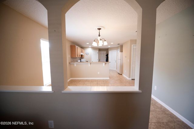 3221 ROUNDABOUT Drive, Middleburg, FL 32068