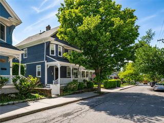 27 Mann Avenue, Newport, RI 02840