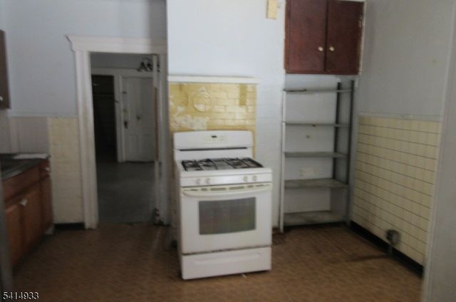 45 Lincoln Pl, Irvington Twp., NJ 07111