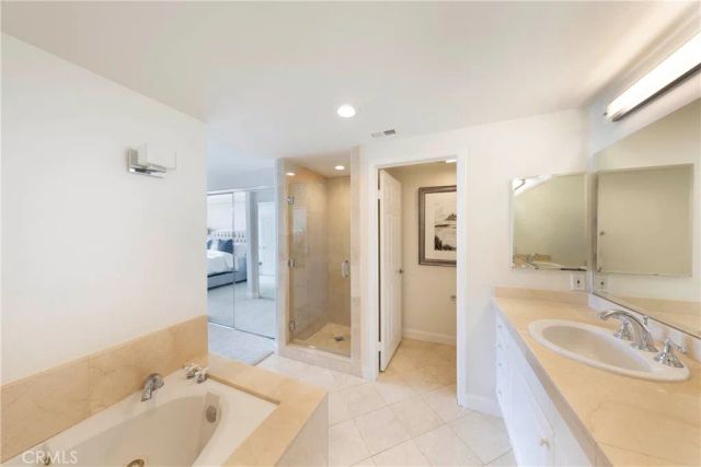1500 E Ocean Boulevard 206, Long Beach, CA 90802