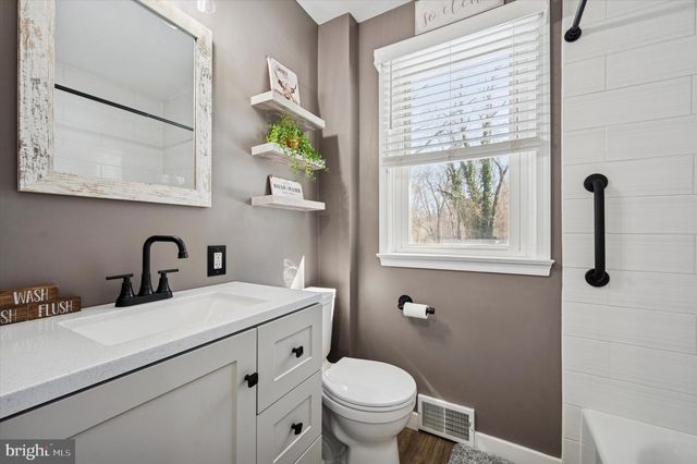 2725 BOUDWIN AVE, Upper Chichester, PA 19061