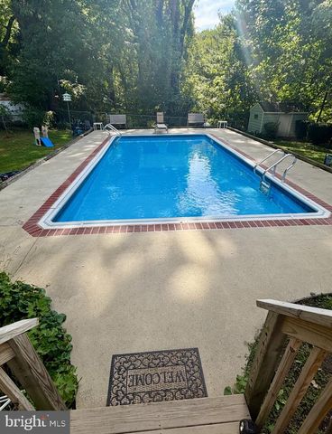 2725 BOUDWIN AVE, Upper Chichester, PA 19061