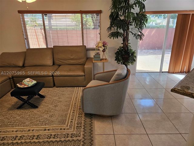 16435 SW 96th Ter 16435, Miami, FL 33196