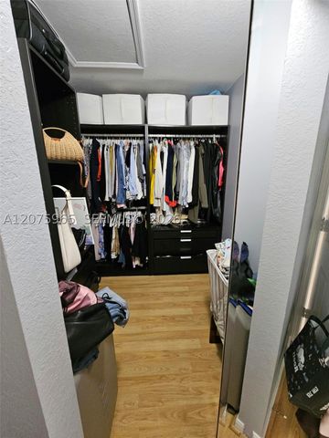 16435 SW 96th Ter 16435, Miami, FL 33196