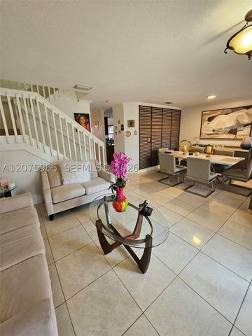 16435 SW 96th Ter 16435, Miami, FL 33196