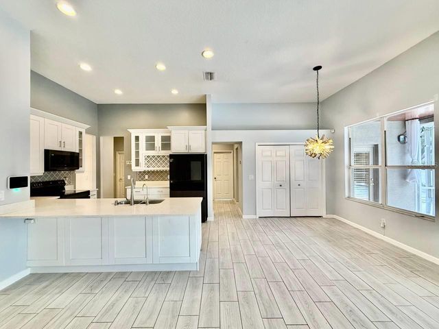 4301 RIVER CLOSE BOULEVARD, Valrico, FL 33596