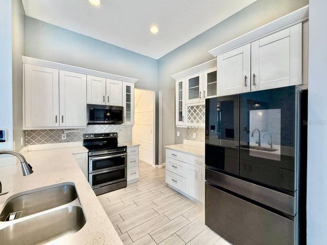4301 RIVER CLOSE BOULEVARD, Valrico, FL 33596