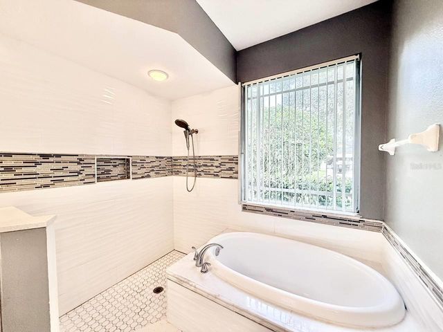 4301 RIVER CLOSE BOULEVARD, Valrico, FL 33596