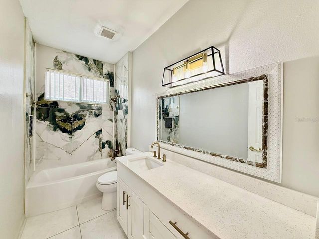 4301 RIVER CLOSE BOULEVARD, Valrico, FL 33596