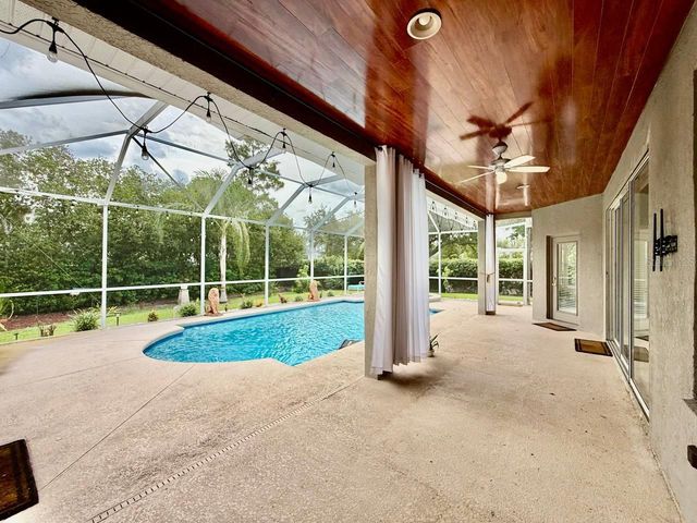 4301 RIVER CLOSE BOULEVARD, Valrico, FL 33596