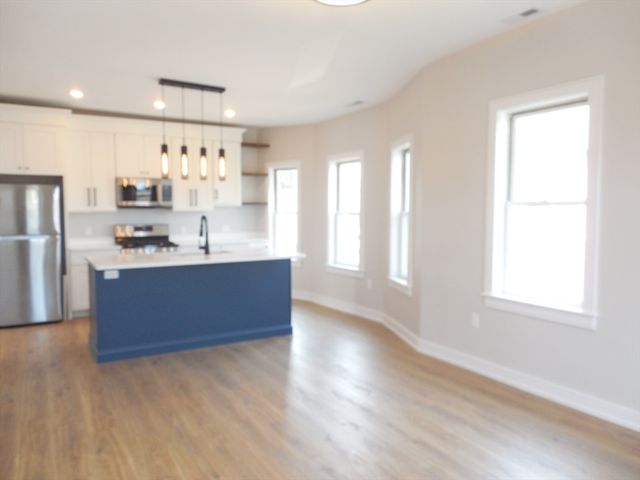 88 School Street B, Watertown, MA 02472