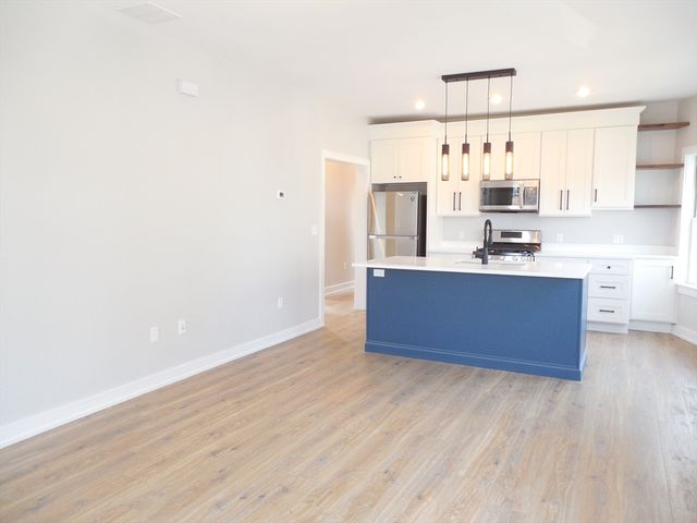 88 School Street B, Watertown, MA 02472