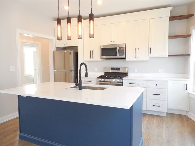 88 School Street B, Watertown, MA 02472