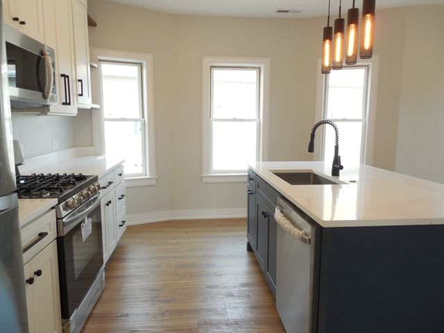 88 School Street B, Watertown, MA 02472