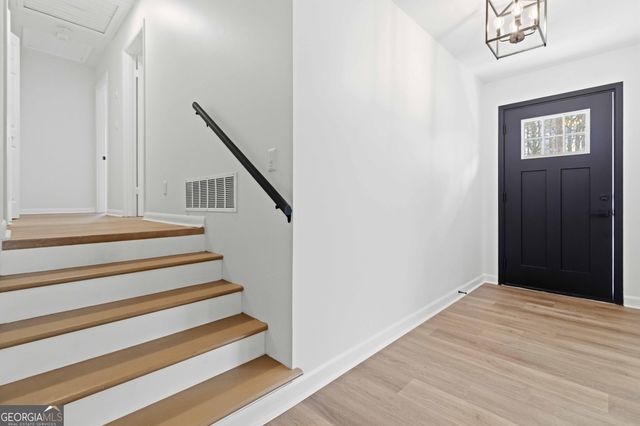 2275 Country Club Lane SW, Atlanta, GA 30311