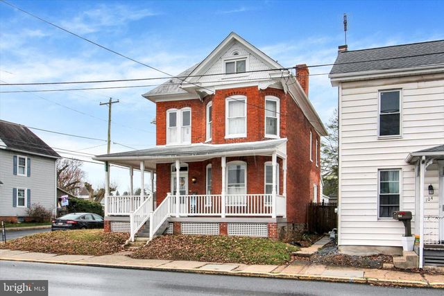 102 N QUEEN ST, Littlestown, PA 17340