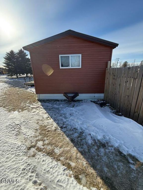 319 3rd Avenue S, Cleveland, ND 58424 photo 14