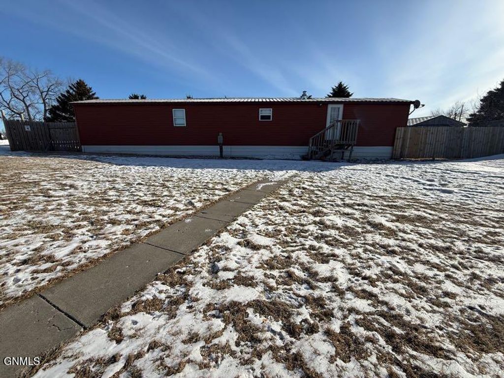 319 3rd Avenue S, Cleveland, ND 58424 photo 15
